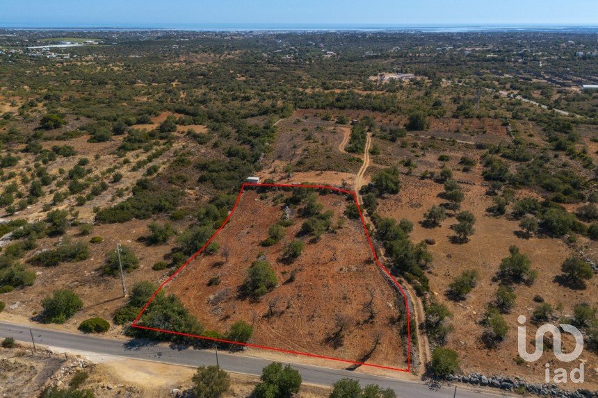 Terrain à Conceição e Estoi de 5 480 m²