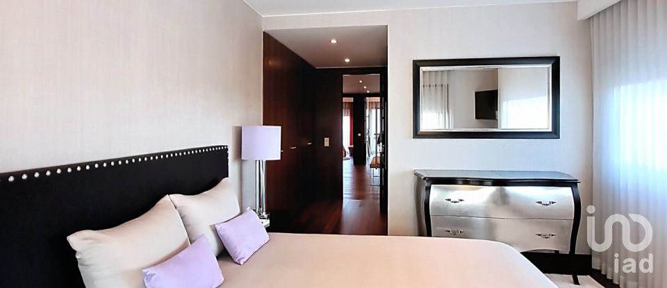 Apartamento T4 em Santa Marinha E São Pedro Da Afurada de 283 m²