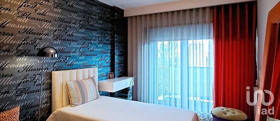 Apartamento T4 em Santa Marinha E São Pedro Da Afurada de 283 m²