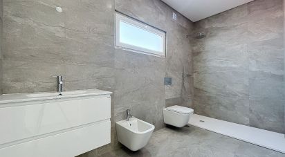 House T3 in Fernão Ferro of 140 m²