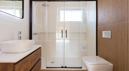 House T3 in Fernão Ferro of 140 m²