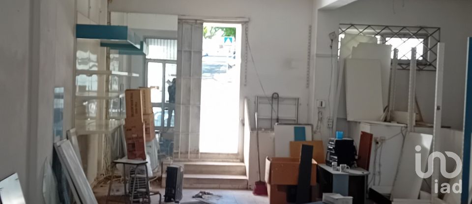 Boutique/Local commercial à Loulé (São Clemente) de 176 m²