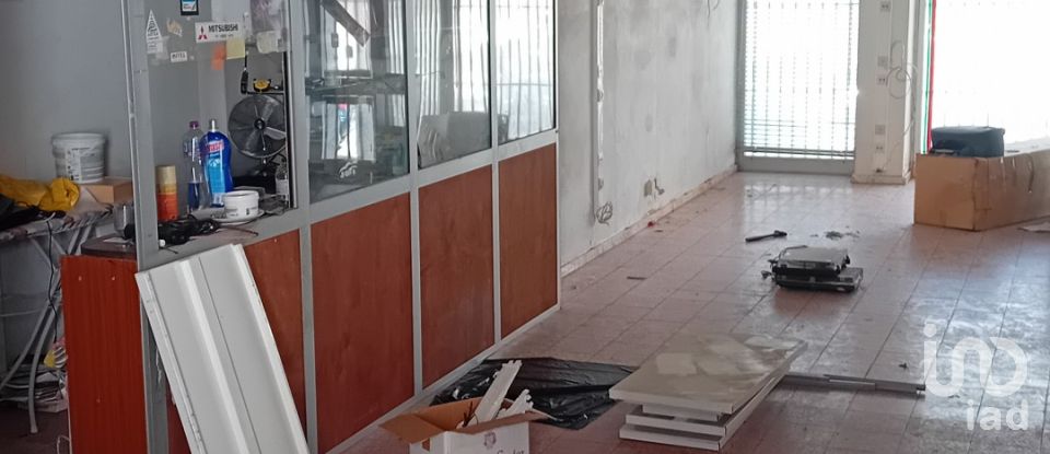 Boutique/Local commercial à Loulé (São Clemente) de 176 m²