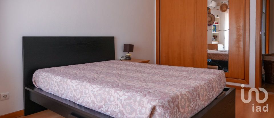 House/villa T3 in Lamas e Cercal of 175 m²