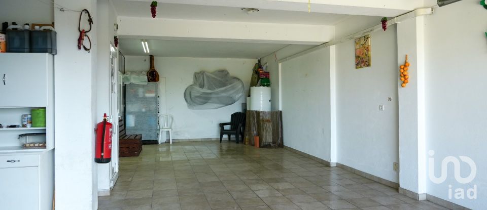 House/villa T3 in Lamas e Cercal of 175 m²