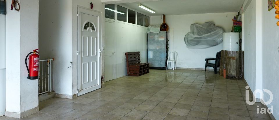 House/villa T3 in Lamas e Cercal of 175 m²