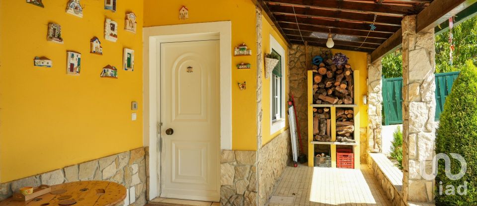 House/villa T3 in Lamas e Cercal of 175 m²