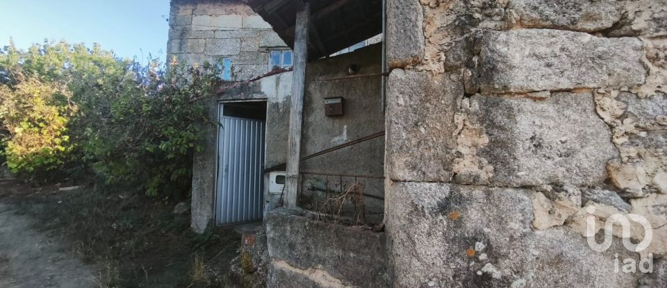 House T0 in Travancinha of 157 m²