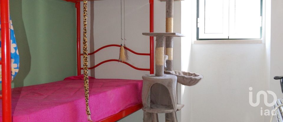 Casa de Campo T5 em Almoster de 108 m²