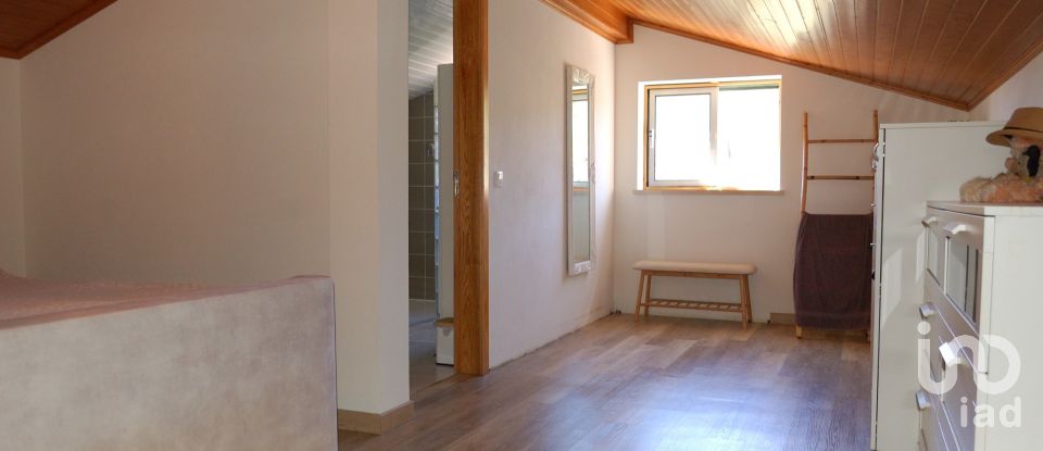 Casa de Campo T5 em Almoster de 108 m²