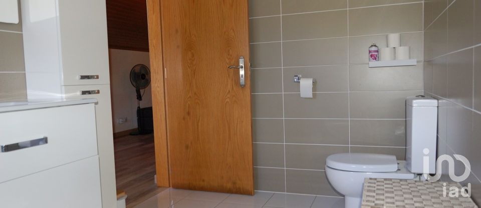 Casa de Campo T5 em Almoster de 108 m²