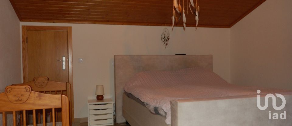 Casa de Campo T5 em Almoster de 108 m²