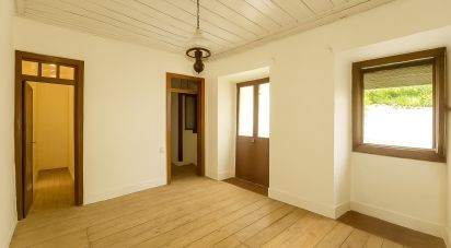 Single story home T4 in Malhou, Louriceira e Espinheiro of 327 m²