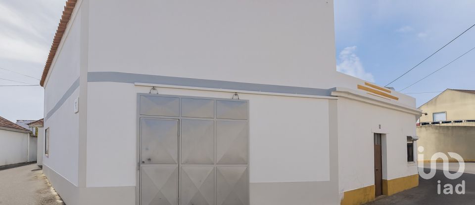 Single story home T4 in Malhou, Louriceira e Espinheiro of 327 m²