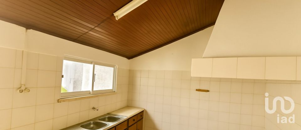 Single story home T4 in Malhou, Louriceira e Espinheiro of 327 m²