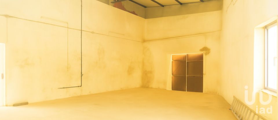 Single story home T4 in Malhou, Louriceira e Espinheiro of 327 m²