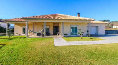 House T3 in Santa Cruz da Trapa e São Cristóvão de Lafões of 173 m²