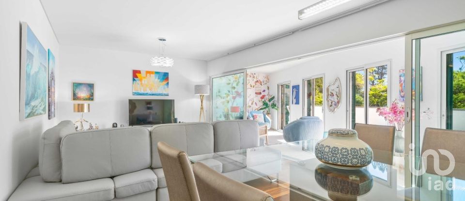 Apartamento T2 em Funchal (Sé) de 107 m²