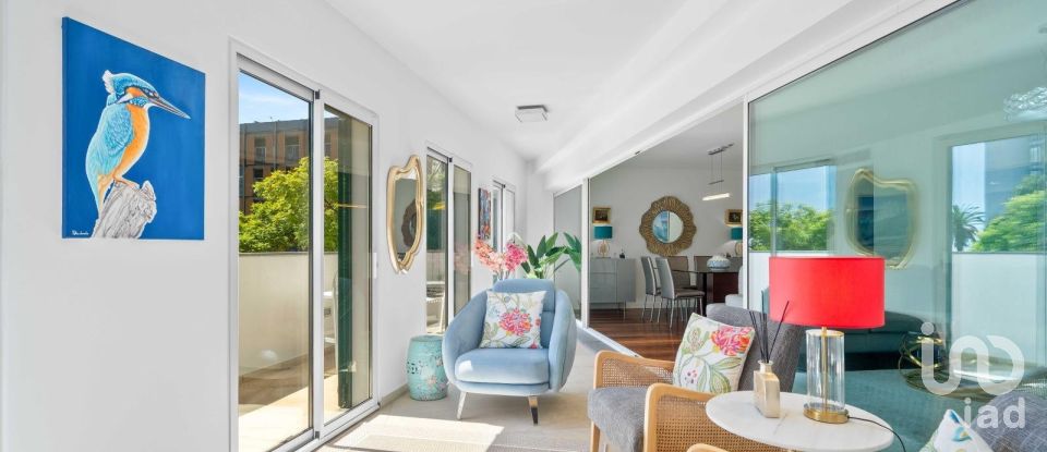 Apartamento T2 em Funchal (Sé) de 107 m²