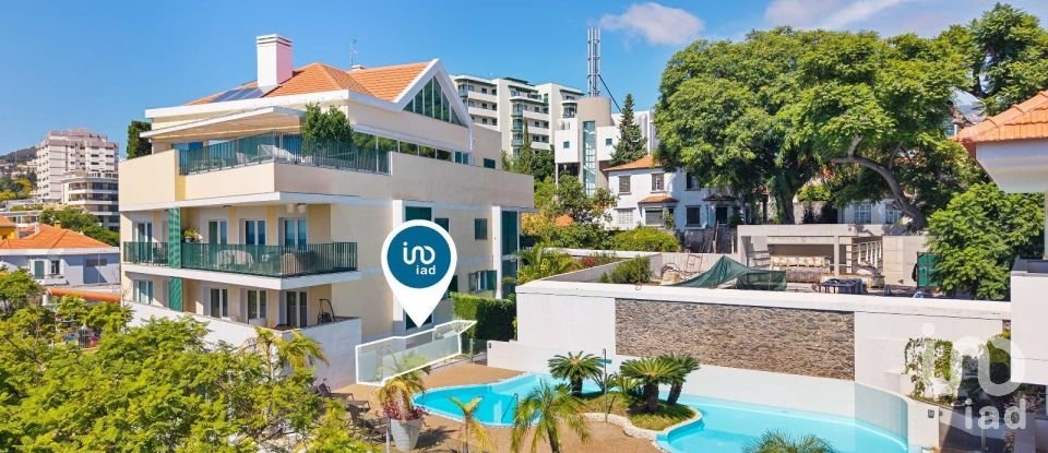 Apartamento T2 em Funchal (Sé) de 107 m²