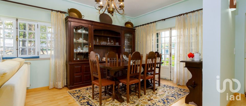 Moradia T4 em Marinha Grande de 312 m²