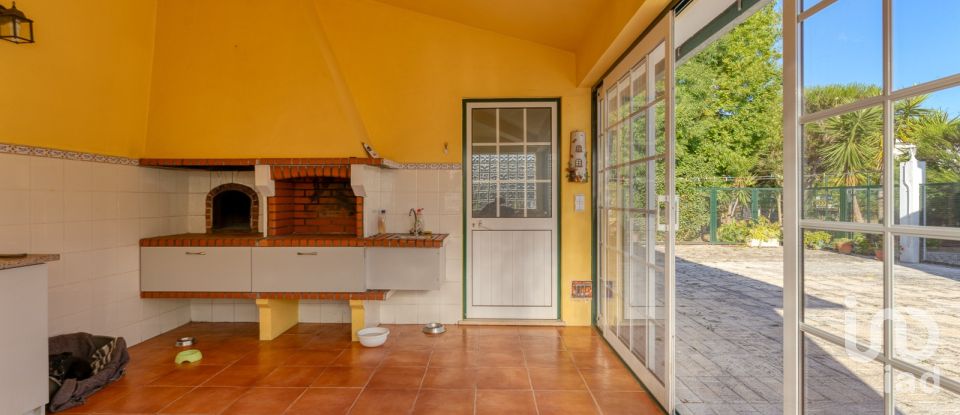 Moradia T4 em Marinha Grande de 312 m²