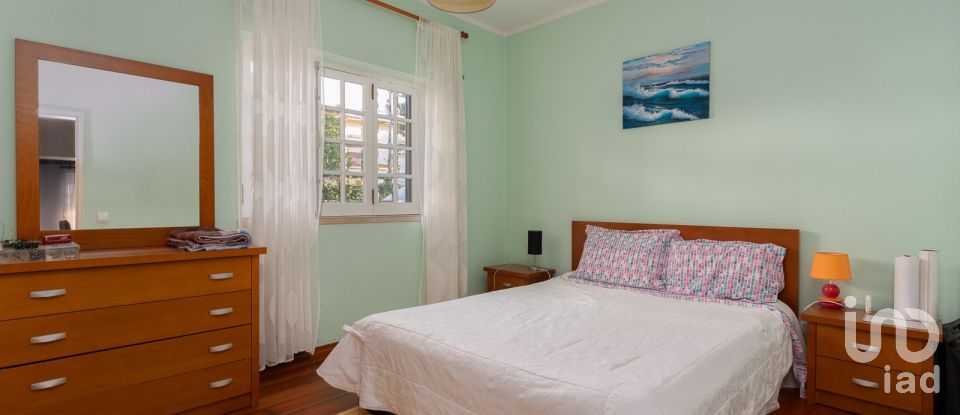 Moradia T4 em Marinha Grande de 312 m²