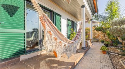 House T3 in Azeitão (São Lourenço e São Simão) of 244 m²