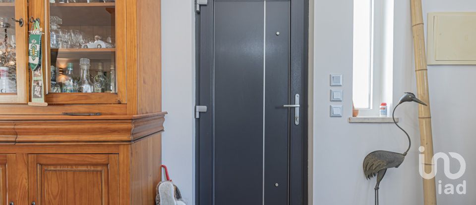 House T3 in Azeitão (São Lourenço e São Simão) of 244 m²