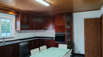 Moradia T3 em Madalena de 293 m²