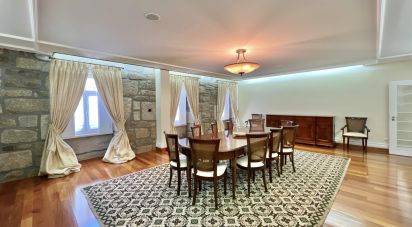 Maison T5 à Canas de Senhorim de 437 m²