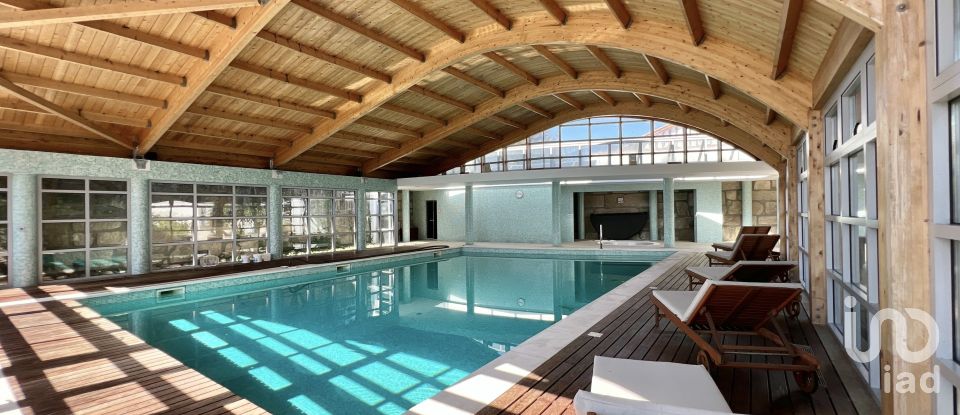 Maison T5 à Canas de Senhorim de 437 m²