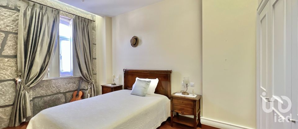 Maison T5 à Canas de Senhorim de 437 m²