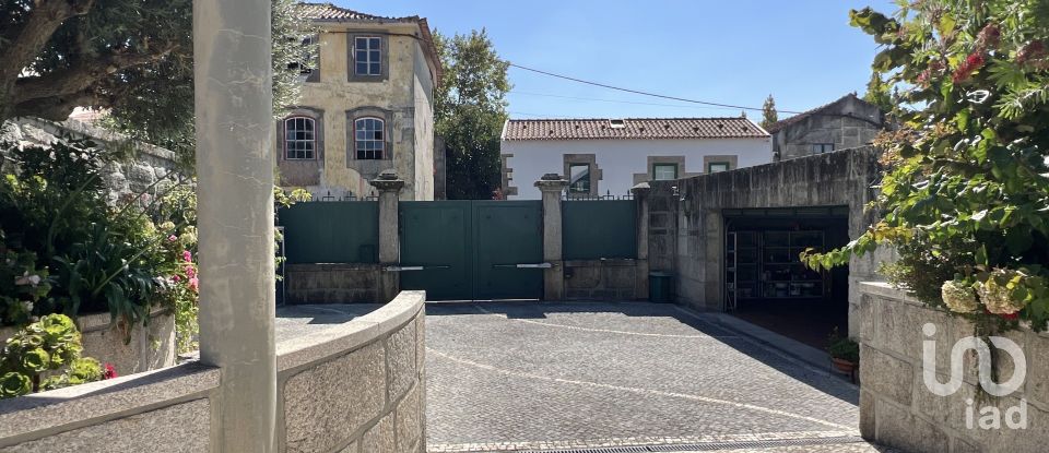 Maison T5 à Canas de Senhorim de 437 m²