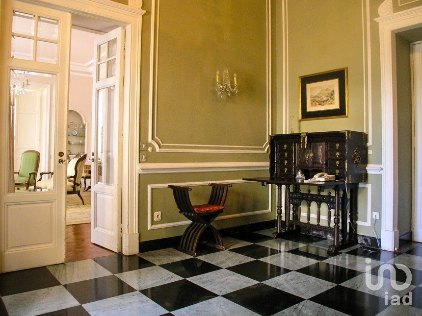 Castle T21 in Sintra (Santa Maria e São Miguel, São Martinho e São Pedro de Penaferrim) of 2,264 m²