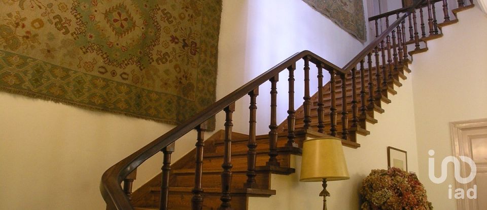 Castle T21 in Sintra (Santa Maria e São Miguel, São Martinho e São Pedro de Penaferrim) of 2,264 m²