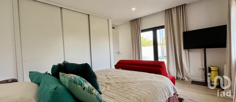 Maison T4 à Paderne de 257 m²