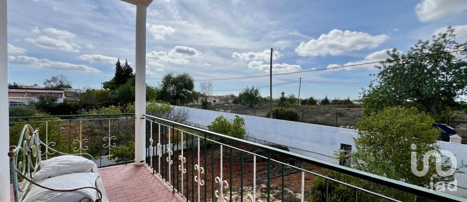 Maison T4 à Paderne de 257 m²