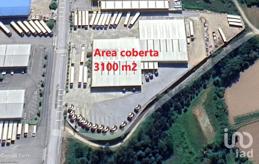 Commercial walls in Campos e Vila Meã of 4,050 m²