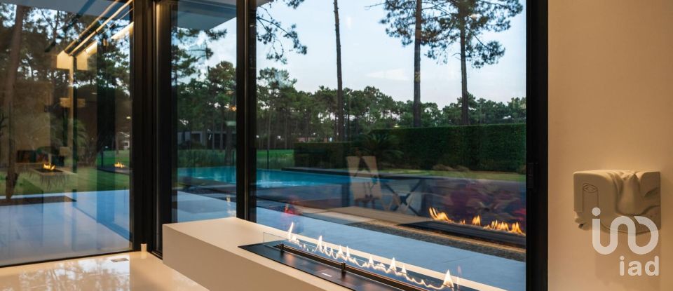 Moradia T5 em Charneca De Caparica E Sobreda de 430 m²