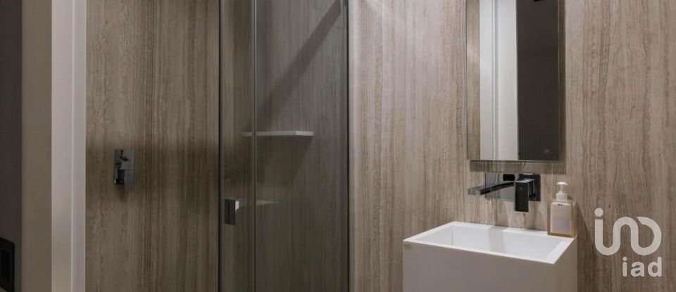 Moradia T5 em Charneca De Caparica E Sobreda de 430 m²