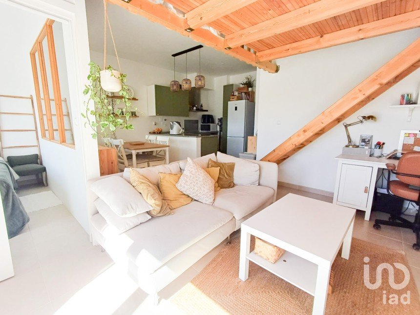 Studio T0 in Quinta do Anjo of 50 m²