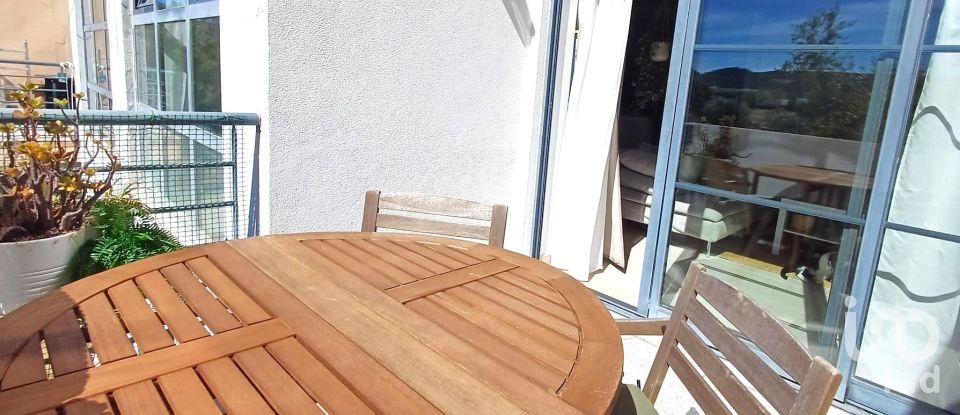 Studio T0 in Quinta do Anjo of 50 m²