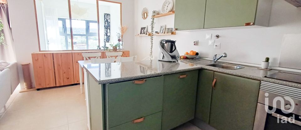 Studio T0 in Quinta do Anjo of 50 m²