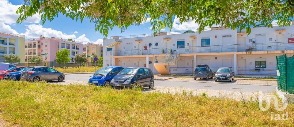 Studio T0 in Quinta do Anjo of 50 m²