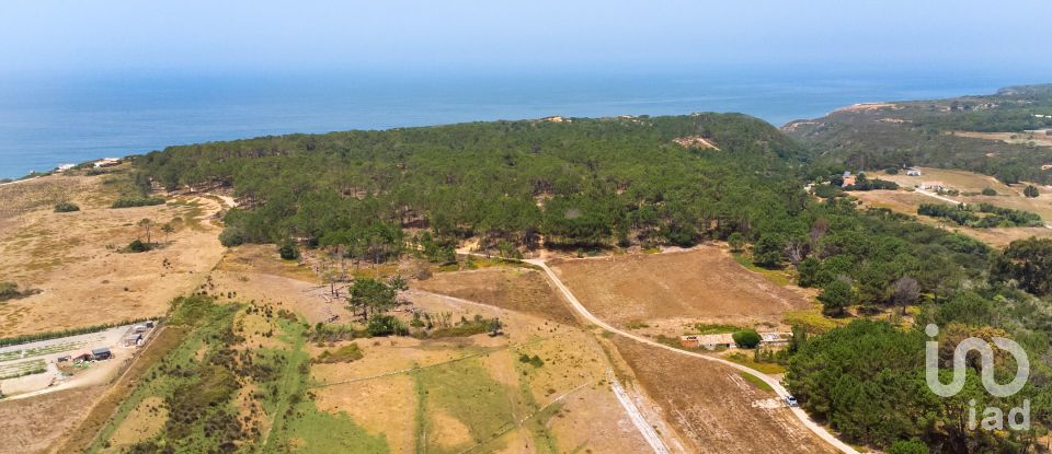 Terreno urbano em Rogil de 267 660 m²