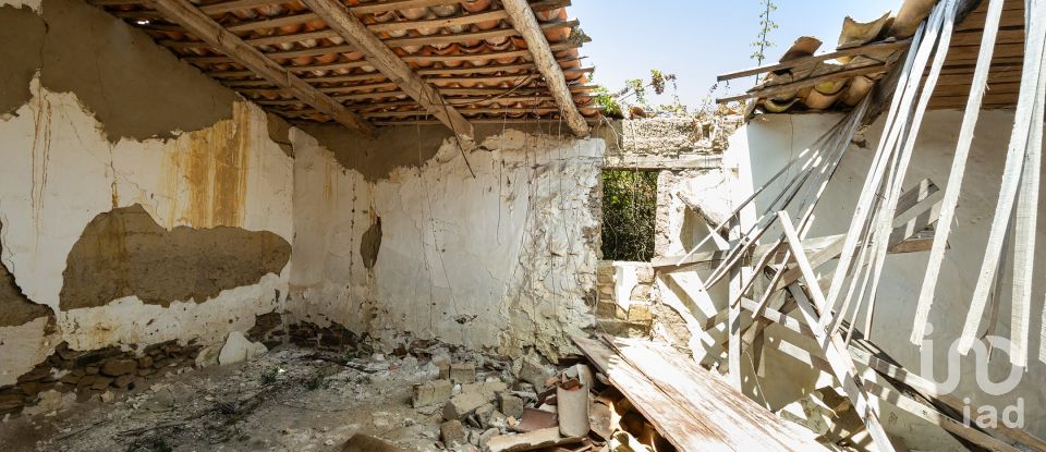 Terreno urbano em Rogil de 267 660 m²