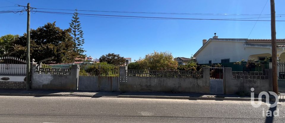 Building plot in Fernão Ferro of 562 m²