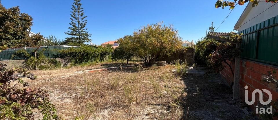 Building plot in Fernão Ferro of 562 m²