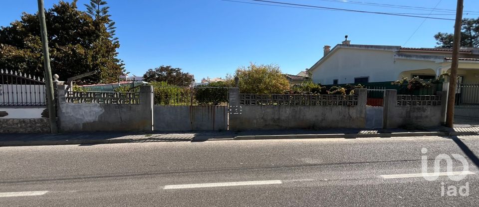 Building plot in Fernão Ferro of 562 m²